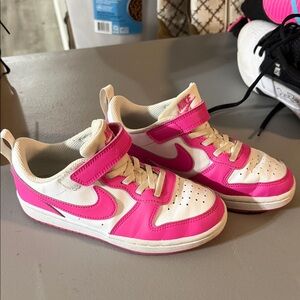 Nike Dunks Kids in Pink and White